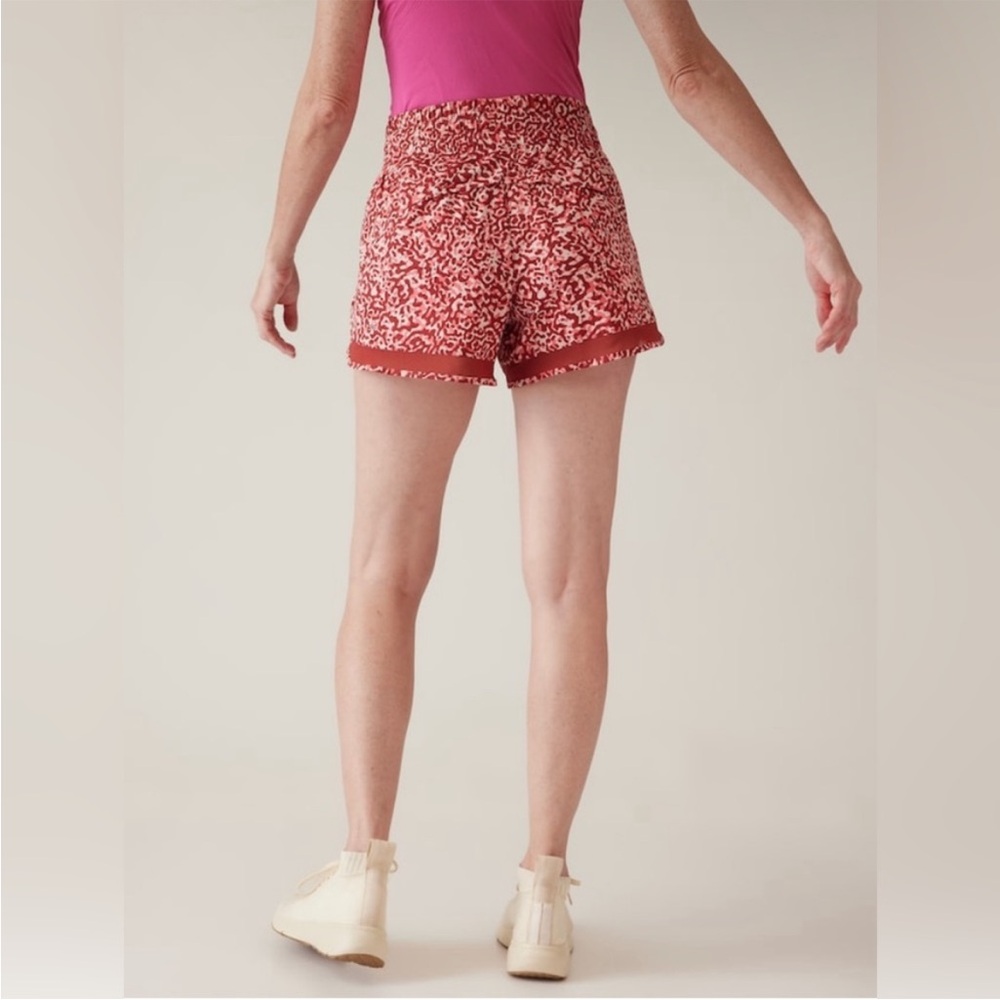 Athleta NWOT Mesh Racer High Rise 3" Short - Picture 4 of 8